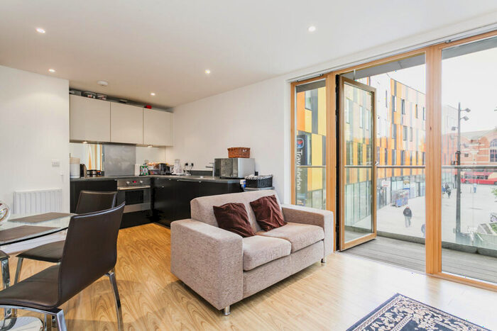 1 Bedroom Apartment To Rent In Bath House, Arboretum Place, Barking, IG11