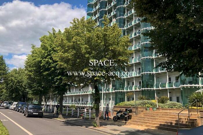 2 Bedroom Flat To Rent In Tower Point, Sydney Road, Enfield, EN2