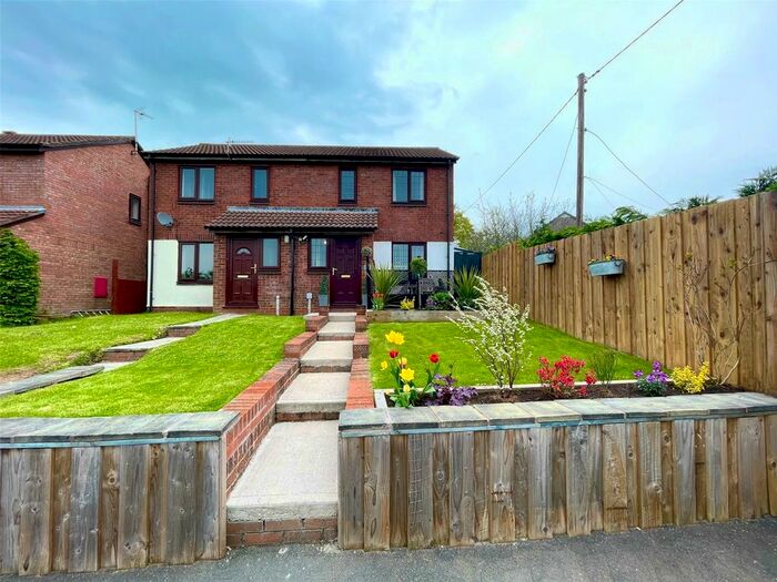 2 Bedroom Semi-Detached House For Sale In Brookfield Road, Welshpool, Powys, SY21
