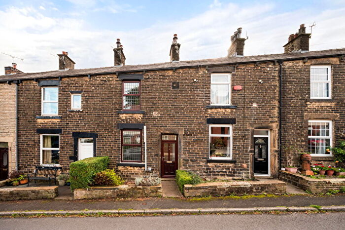 3 Bedroom Terraced House For Sale In Gladstone Terrace Road, Greenfield, Saddleworth, OL3