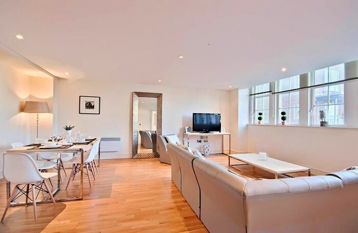 3 Bedroom Flat To Rent In Romney House, Marsham Street, Westminster, London, SW1P