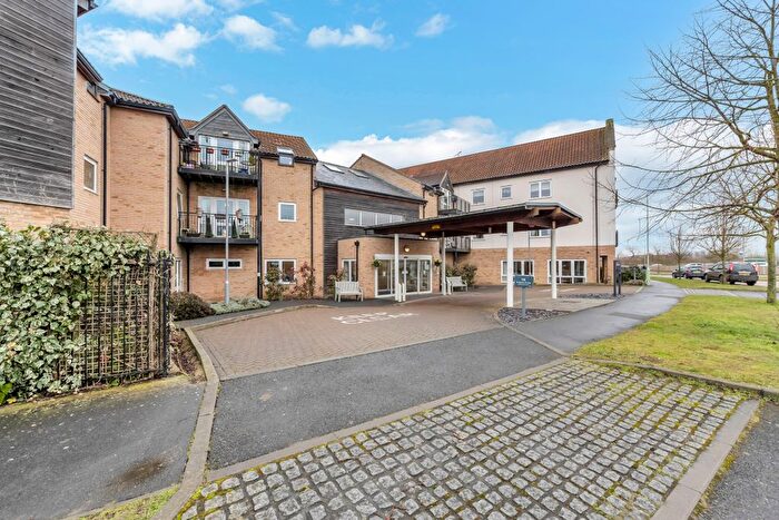 2 Bedroom Flat For Sale In Airfield Road, Bury St. Edmunds, IP32