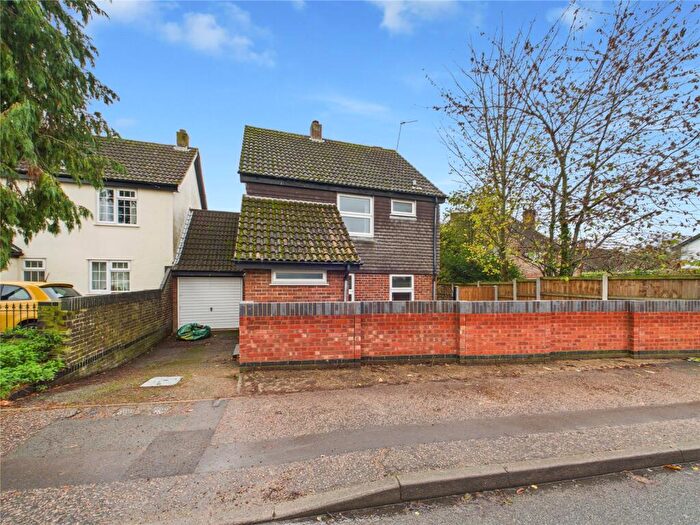 3 Bedroom Detached House To Rent In Braiswick, Colchester, Essex, CO4