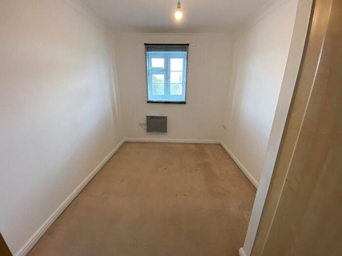 2 Bedroom Apartment To Rent In Roche Close, Rochford, Essex, SS4
