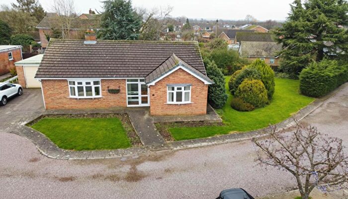 3 Bedroom Detached Bungalow For Sale In Sutton Lane, Hilton, DE65