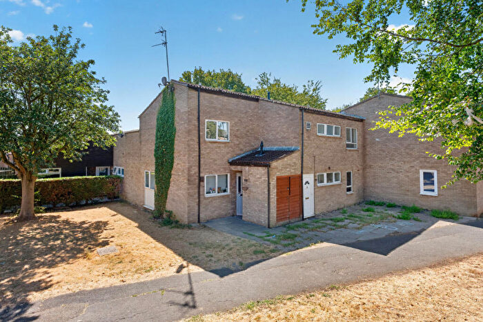 2 Bedroom Apartment For Sale In Finland Way, Corby, NN18