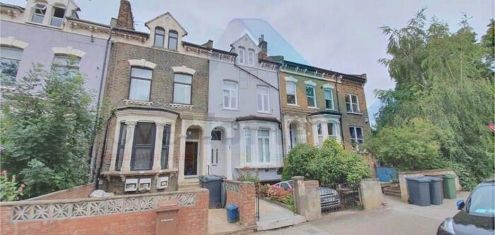 2 Bedroom Flat To Rent In Nightingle Road, Hackney, E5