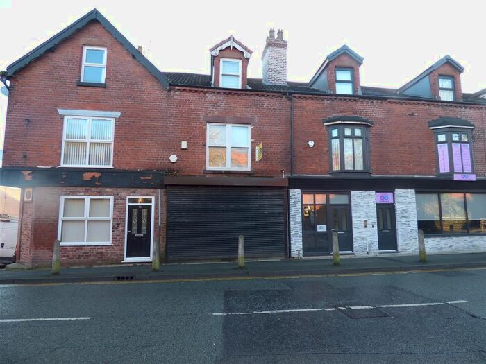 2 Bedroom Flat To Rent In Kemble Street, Prescot, Liverpool, L34