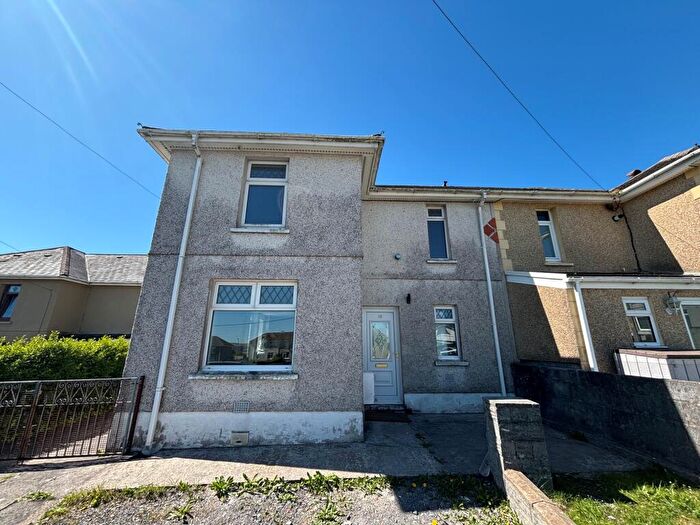 3 Bedroom House To Rent In Talyclun, Llangennech, Llanelli, Carmarthenshire, SA14