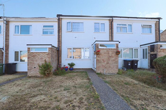 3 Bedroom Terraced House For Sale In Hopton Fields, Market Harborough, LE16