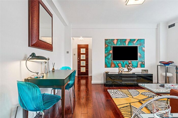 1 Bedroom Flat For Sale In St. Petersburgh Place, London, W2