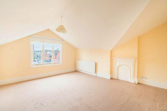 3 Bedroom Maisonette To Rent In Perrymead Street, Parsons Green, London SW6