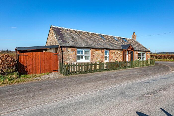 2 Bedroom Cottage For Sale In Priorhill Tollbar, Rowanburn, Canonbie, DG14