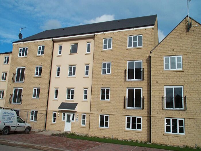 2 Bedroom Apartment To Rent In Merchants Court, Bingley, BD16