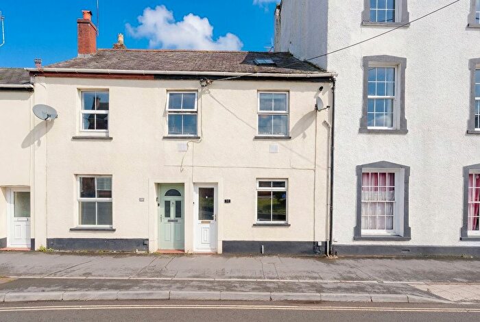 3 Bedroom Terraced House For Sale In East Street, Crediton, EX17