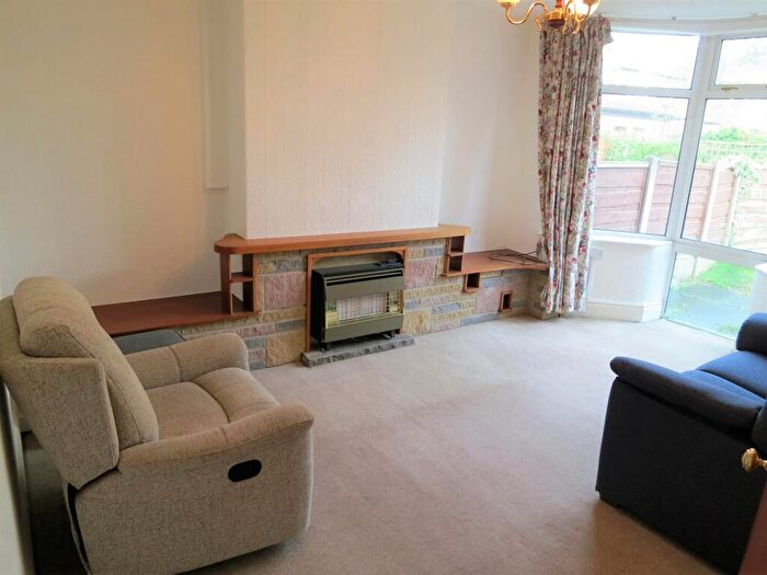 3 Bedroom Semi Detached House To Rent In £pppw Cottonfield Road, Withington, M20