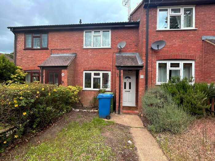 2 Bedroom Terraced House To Rent In Cross Gates Close, Martins Heron, Bracknell, Berkshire, RG12