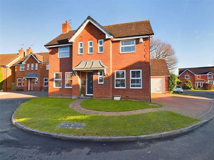3 Bedroom Detached House For Sale In Deal Crescent, Worcester, Worcestershire, WR4