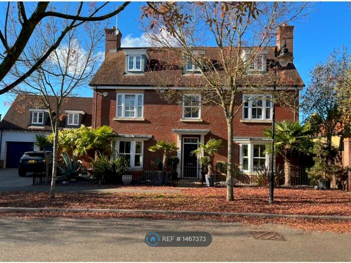 6 Bedroom Detached House To Rent In Arlington Square, South Woodham Ferrers, Chelmsford, CM3