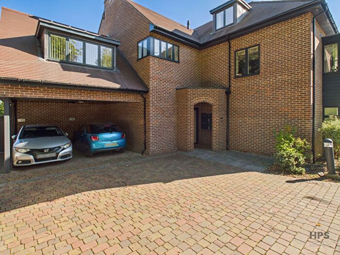 2 Bedroom Flat For Sale In Flat, Hills Court, Hills Road, Cambridge, CB2