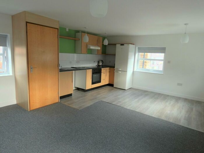 2 Bedroom Apartment To Rent In Gardiners Court, Mansfield Woodhouse, NG19