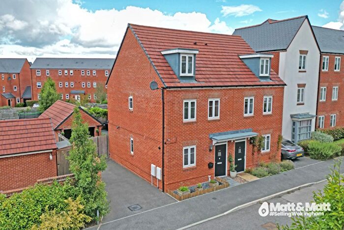 3 Bedroom Semi-Detached House For Sale In Ifould Crescent, Wokingham, Berkshire, RG40