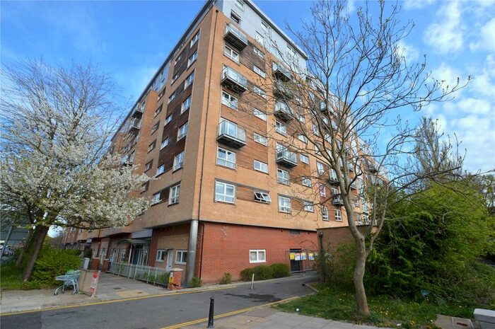 1 Bedroom Flat To Rent In Cherrydown East, Basildon, SS16