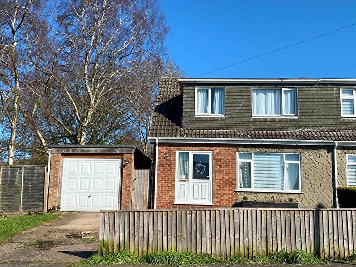 3 Bedroom Semi Detached House For Sale In Millfields, Caistor, LN7