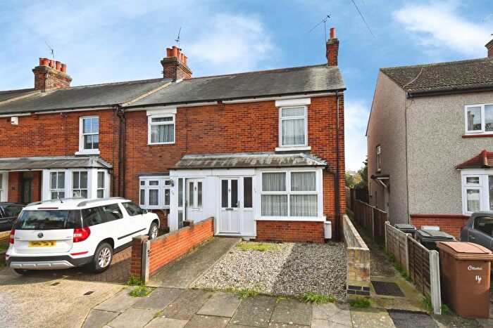 3 Bedroom End Terrace House For Sale In Henry Road, Chelmsford, CM1