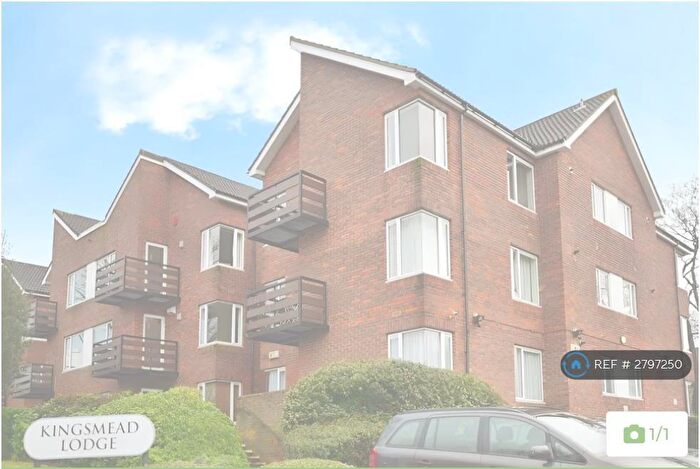 2 Bedroom Flat To Rent In Cedar Road, Sutton, SM2