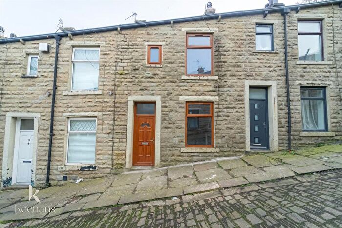 2 Bedroom Terraced House To Rent In Shepherd Street, Bacup, OL13