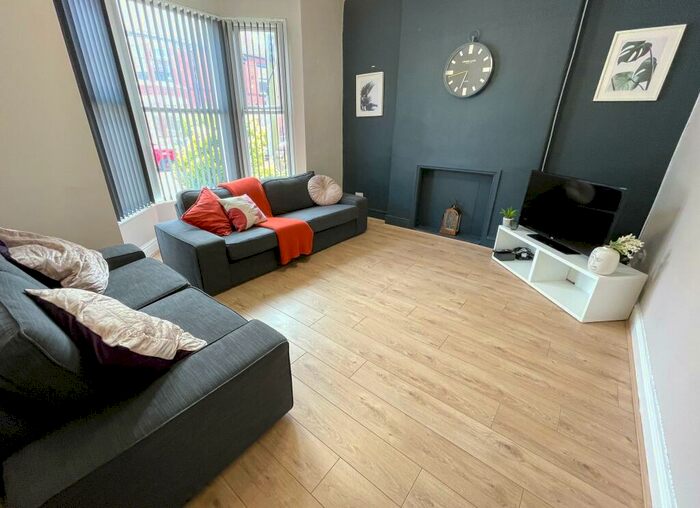 4 Bedroom Terraced House To Rent In Salisbury Road, L15