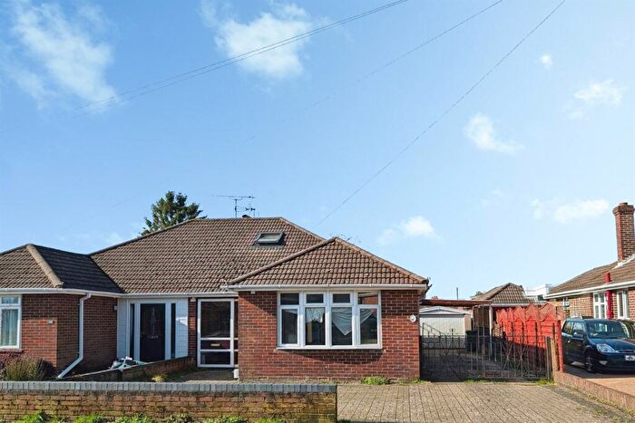 3 Bedroom Semi-Detached Bungalow To Rent In Rogers Road, Bishopstoke, SO50