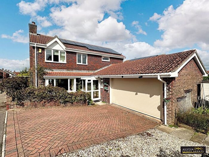 4 Bedroom Detached House For Sale In Pauls Way, Crossways, Dorchester, Dorset, DT2