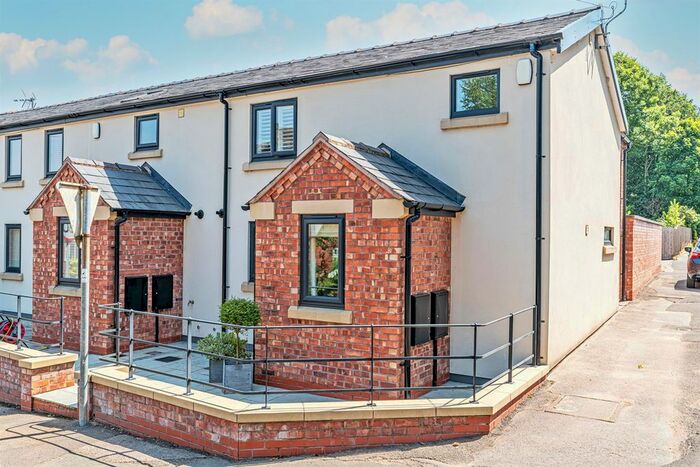 2 Bedroom End Of Terrace House For Sale In Crown Inn Cottages, Fingerpost Lane, Norley, Frodsham, WA6