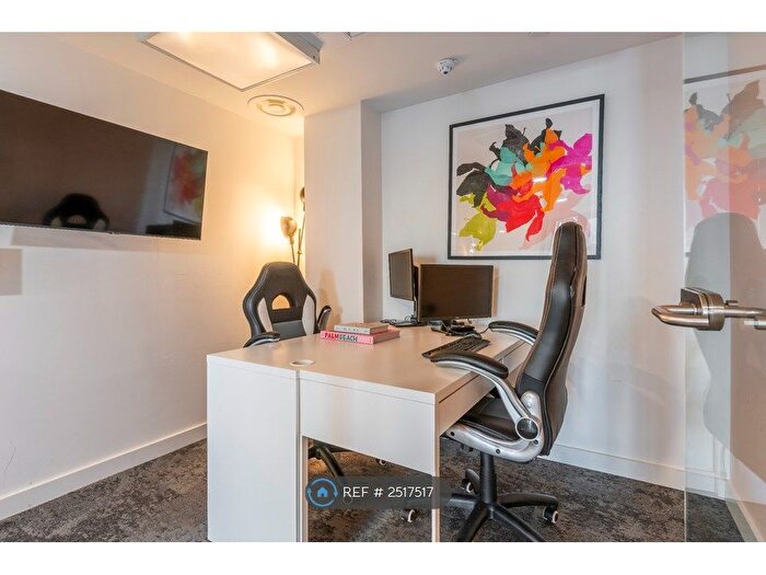 2 Bedroom Flat To Rent In Domain, Reading, RG1
