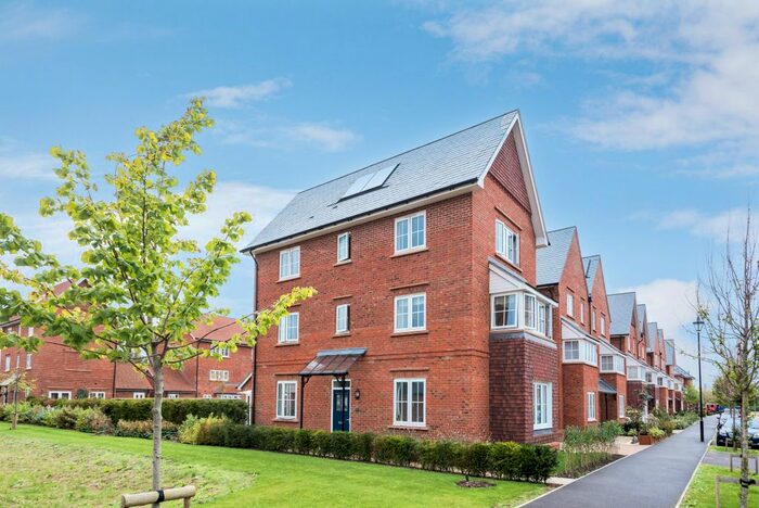 4 Bedroom Property To Rent In Beddington Avenue, Didcot, OX11