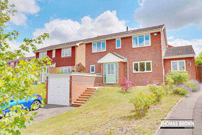 3 Bedroom Detached House For Sale In April Close, Orpington, BR6