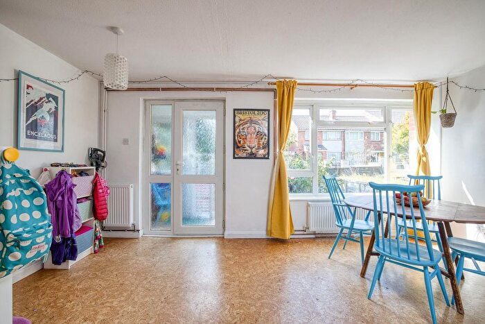 3 Bedroom Terraced House For Sale In Weedon Close, St Werburghs, BS2