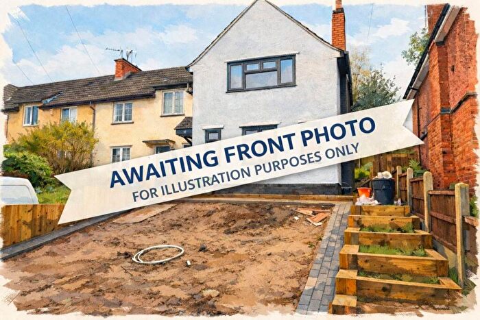 2 Bedroom End Of Terrace House For Sale In Hadcroft Road, Stourbridge, DY9