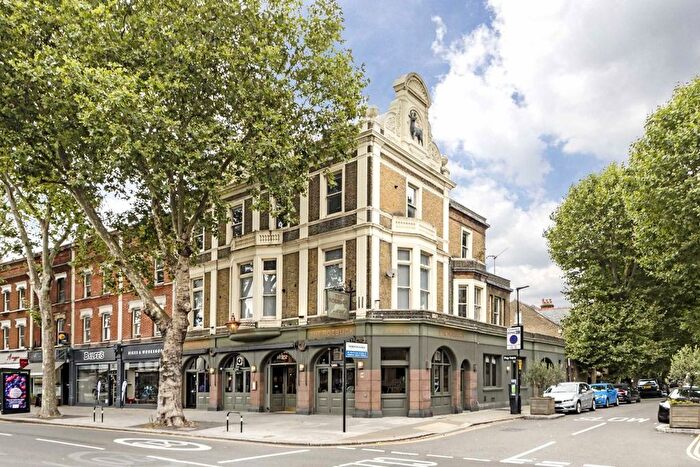 2 Bedroom Flat To Rent In Chiswick High Road, Chiswick, W4