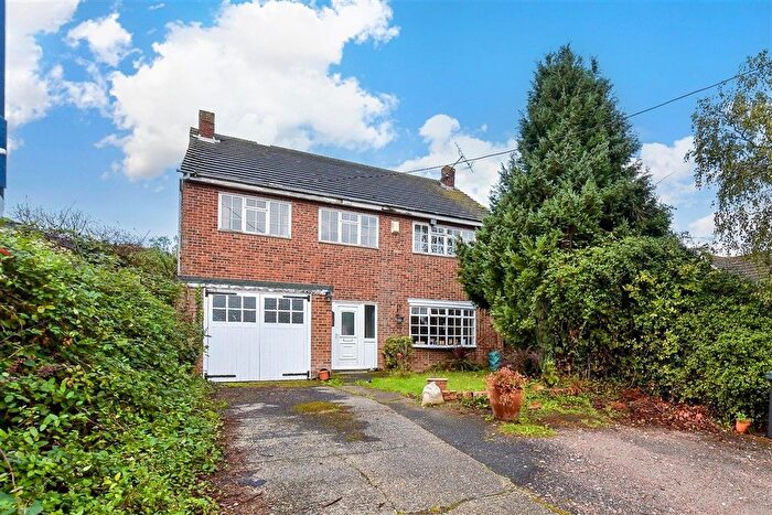 4 Bedroom Detached House For Sale In Dargate Road, Yorkletts, Whitstable, Kent, CT5