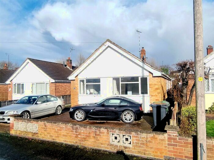3 Bedroom Bungalow To Rent In Ulverscroft Road, Loughborough, Leicestershire, LE11