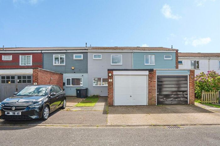 3 Bedroom Terraced House For Sale In Athena Avenue, Waterlooville, PO7