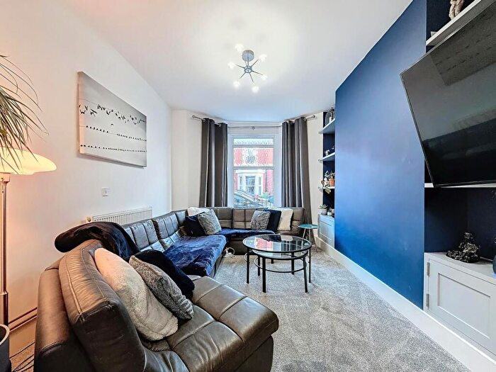 4 Bedroom Terraced House To Rent In Coedcae Street, Cardiff, CF11