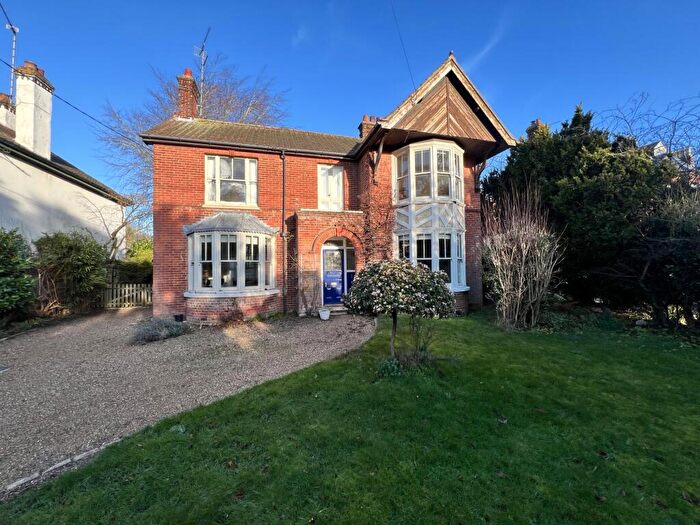 4 Bedroom Detached House For Sale In Norwich Road, Fakenham, NR21