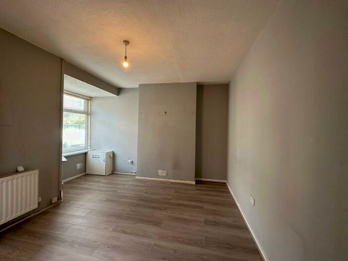 2 Bedroom House To Rent In Hunter Street, Barry, CF63