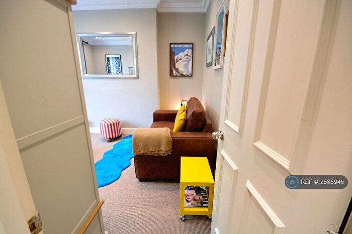 Studio To Rent In Adelaide Road, London, NW3