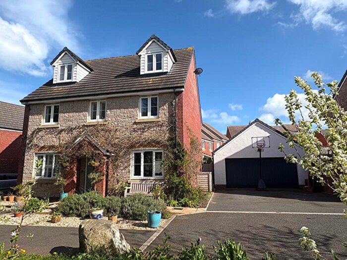 5 Bedroom Detached House For Sale In Lower Green Way, Gittisham, EX14