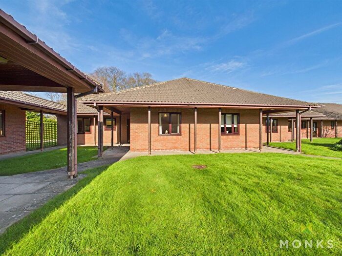 2 Bedroom Semi-Detached Bungalow For Sale In Meadowbrook Court, Twmpath Lane, Gobowen, SY10